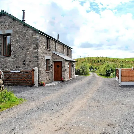 Dinny's Retreat בית נופש Grayrigg